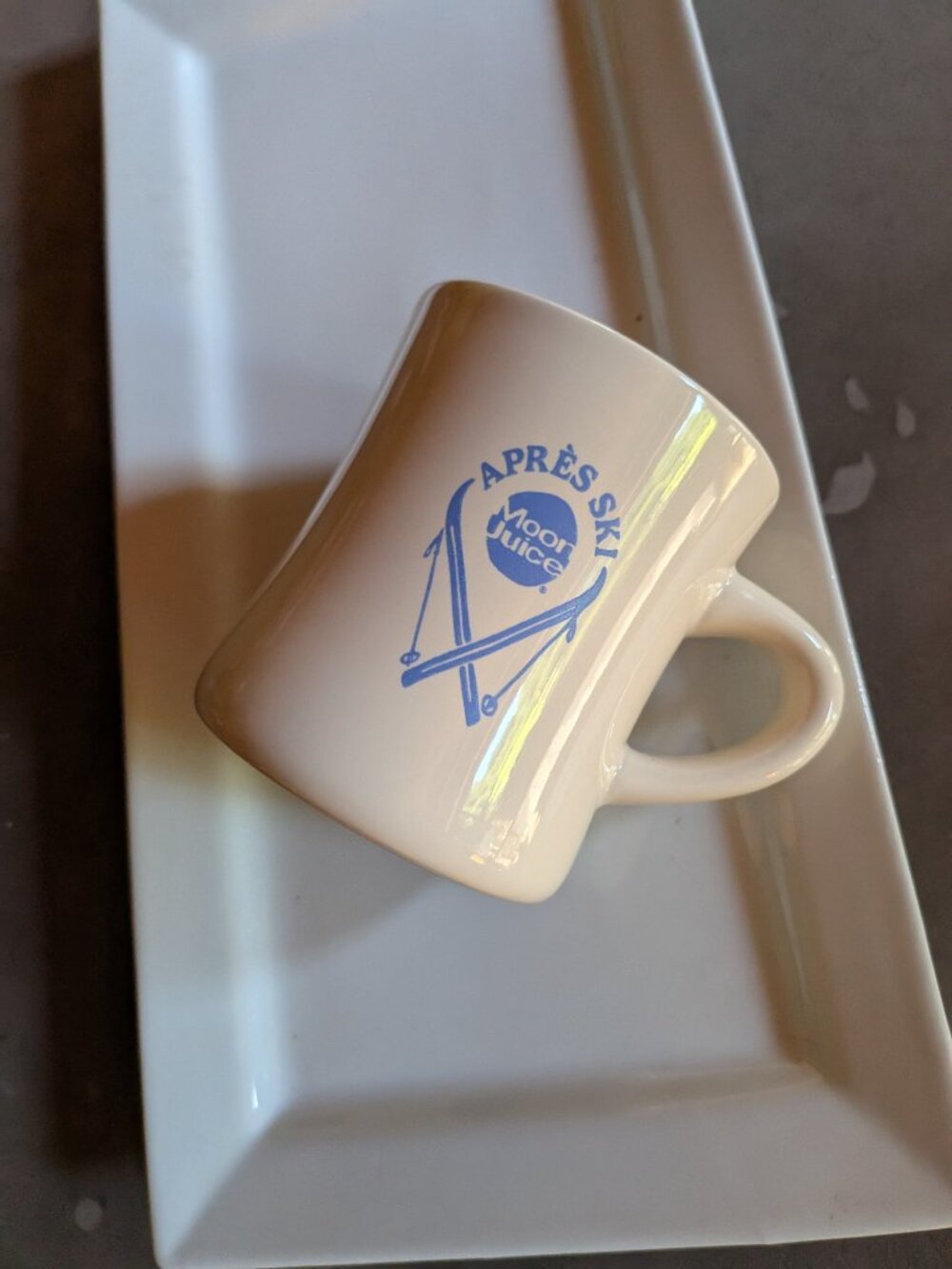 Moon Juiice Retro Aprés Ski Diner Mug